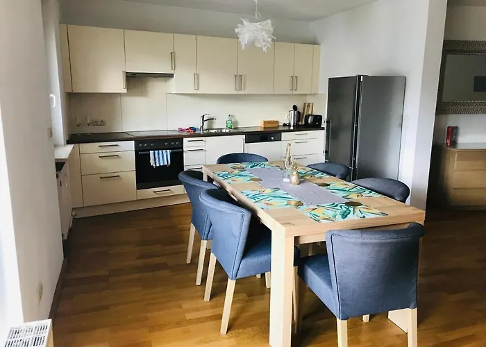 Pineapple Designer Flat